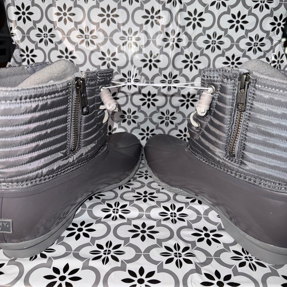 Sperry women’s nwt insulated Gray Duck Boots Sz 9.5 - Picture 9 of 13